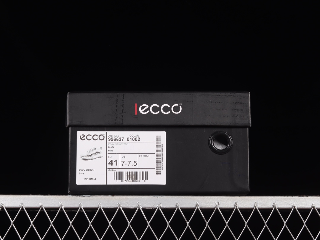 💰340纯原
Ecco 爱步 2022秋冬新款 柔酷8号系列运动休闲鞋 99663701002
#经典和现代工艺品质融合 精选小牛皮面料 百搭休闲老爹鞋 舒适性相当不错 版型楦型非常到位上脚 专柜热销款 独有鞋型设计 特有LOGO车边 特别有型 北欧风格 舒适 休闲保暖 超弹性 耐磨 减震 按摩大底(PU+TPU 组合)经典潮流 随意搭配!
尺码:38 39 40 41 42 43 44 皮鞋码 T.E5