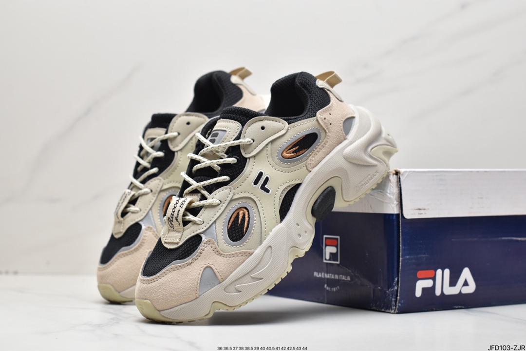 In spring, FILA FUSION launched a series of big-eyed daddy shoes with new Italian sports aesthetics. Fila FUSION Arceus T12W217314FBK