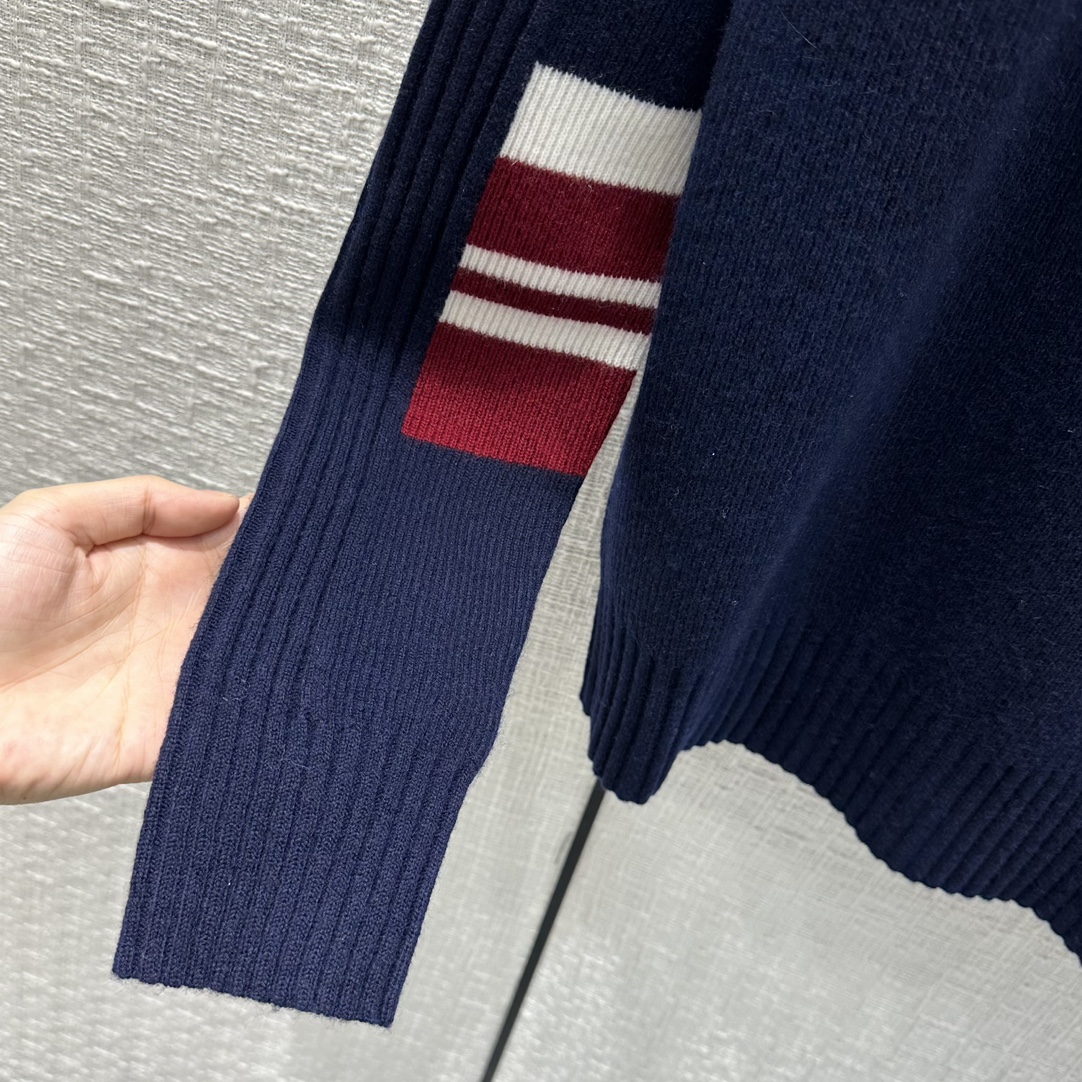 2022Louis Vui*ton22秋冬SKI系列新品，深蓝色徽标刺绣螺纹针织羊绒毛衫毛衣