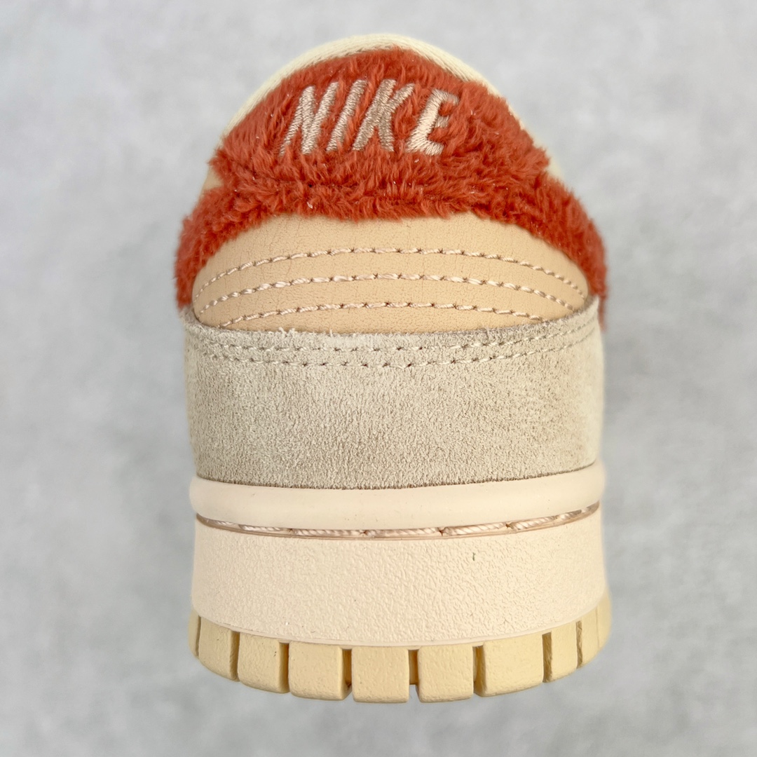 图片[8]-💰260 ＃纯原 NK Dunk Low 绒钩米红 DZ4706-200 独家原厂航空铝磨具打磨大底 鞋头坡度极致还原 原盒原配 圈内天花板工艺 原厂冲刀 超高清洁度 全鞋零毛边皮料切割 全套原楦原模倾力打造完美版型 采用原厂百宏鞋带以及原厂百宏织唛舌标 内标可供原厂几率过验 原厂中底布黄色点胶 原厂中底布拉帮走线遵循公司‼️SIZE：36 36.5 37.5 38 38.5 39 40 40.5 41 42 42.5 43 44 44.5 45 46 编码：Cby3936030-运动鞋