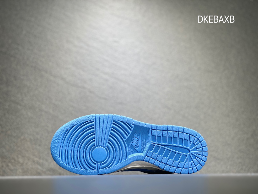 320 外贸版「升级版」 Nike SB dunk Low 休闲板鞋 北卡蓝DD1503-100