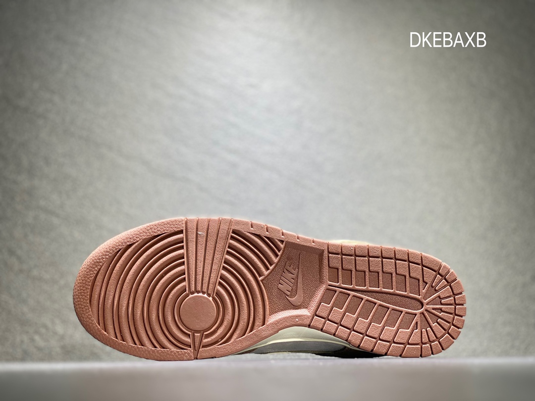 320 外贸版「升级版」 Nike dunk SB Low 休闲板鞋   DD1390-100