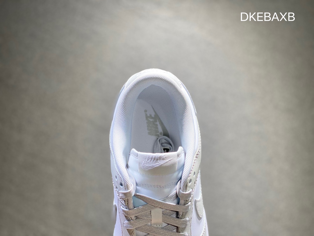 320 外贸版「升级版」 Nike dunk SB Low 休闲板鞋  DD1391-103