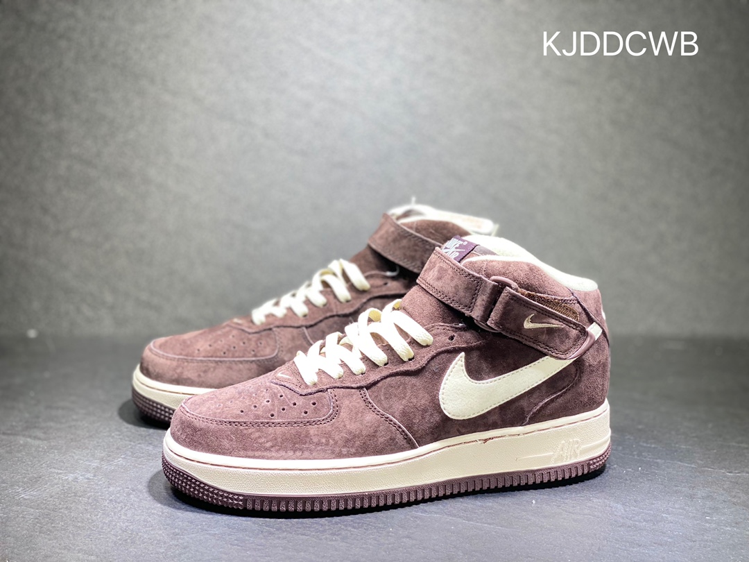 240 Nike Air Force 1 空军一号  DM0107-200