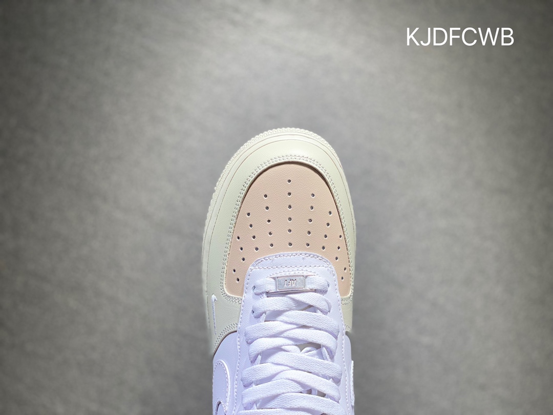 260 Nike Air Force 1 空军一号 官方同步BS8871-301