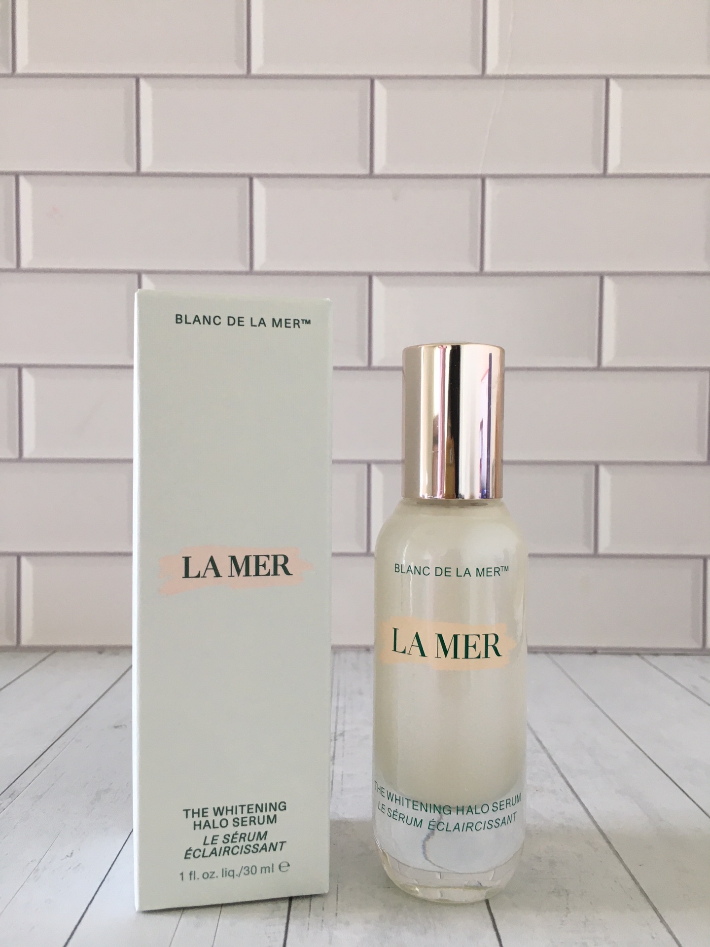 La Mer The Whitening Halo Serum, 1 fl. oz./30 ml – Brighten, Repair & Anti-Aging 1 i1668835152 6459 0
