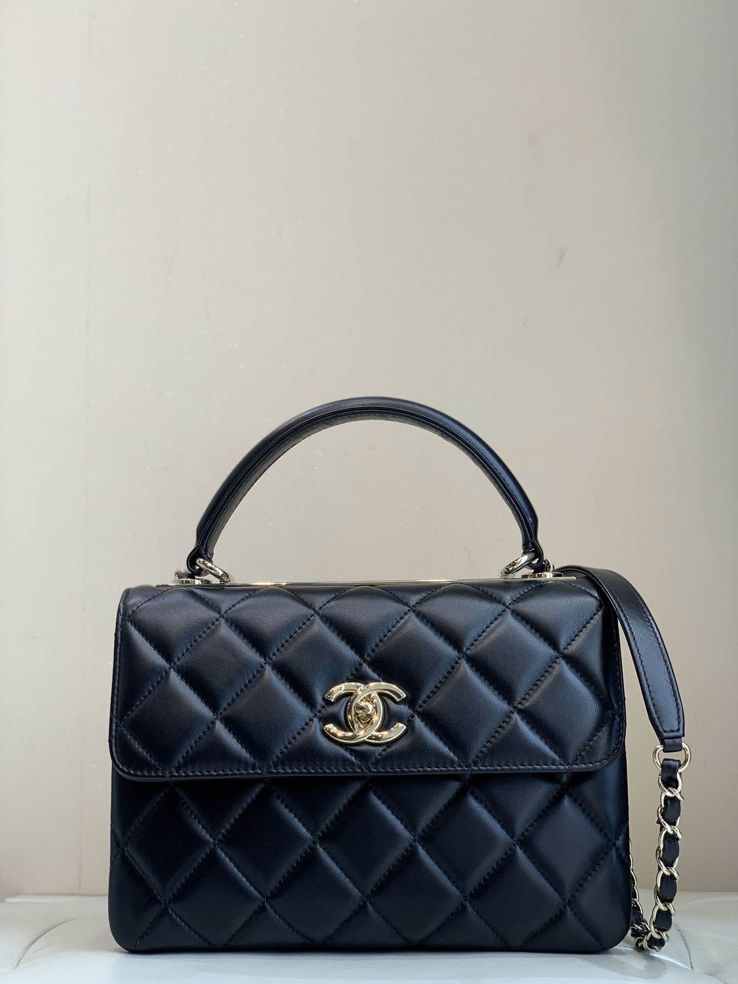 CHANEL シャネル Trendy CC アコーディオンフラップバッグ ラムスキン キルティング 24K真空メッキ金具 横バー装飾 華やかで輝く 万能 チェーンバッグ ショルダー斜めがけ 25-トップ品質