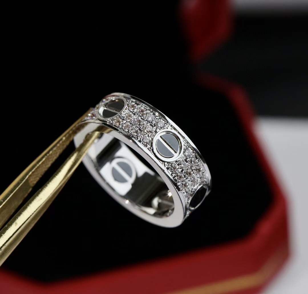 Cartier 卡地亚/Cartier 满天星黑钉戒指
