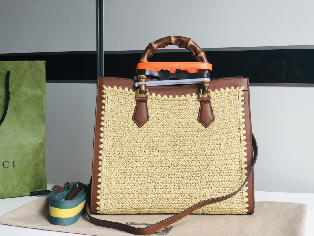 Gucci Diana bamboo series large tote bag,