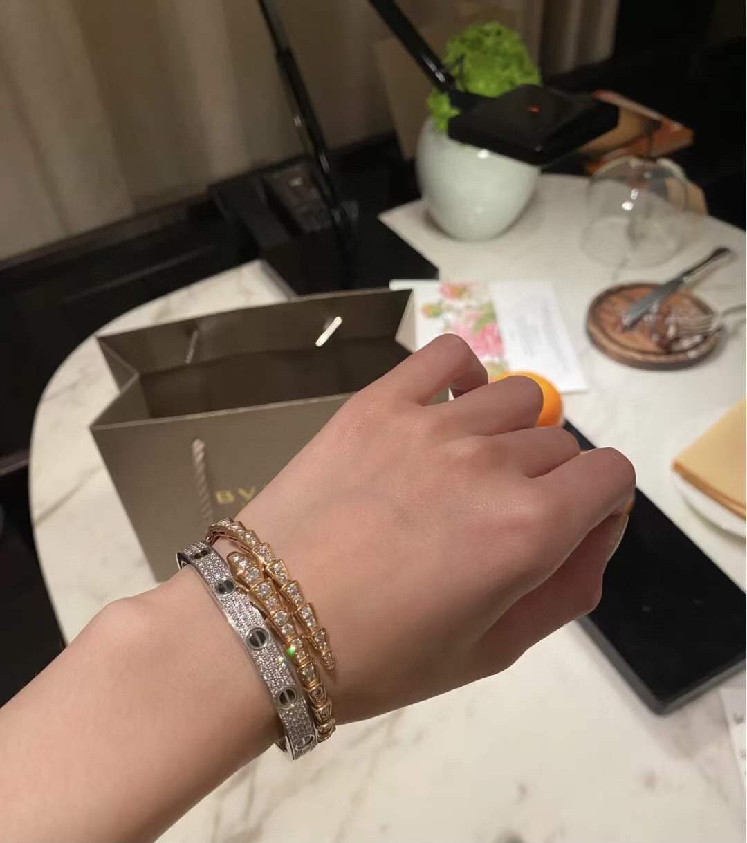 Cartier 卡地亚/Cartier 满星天黑钉手镯