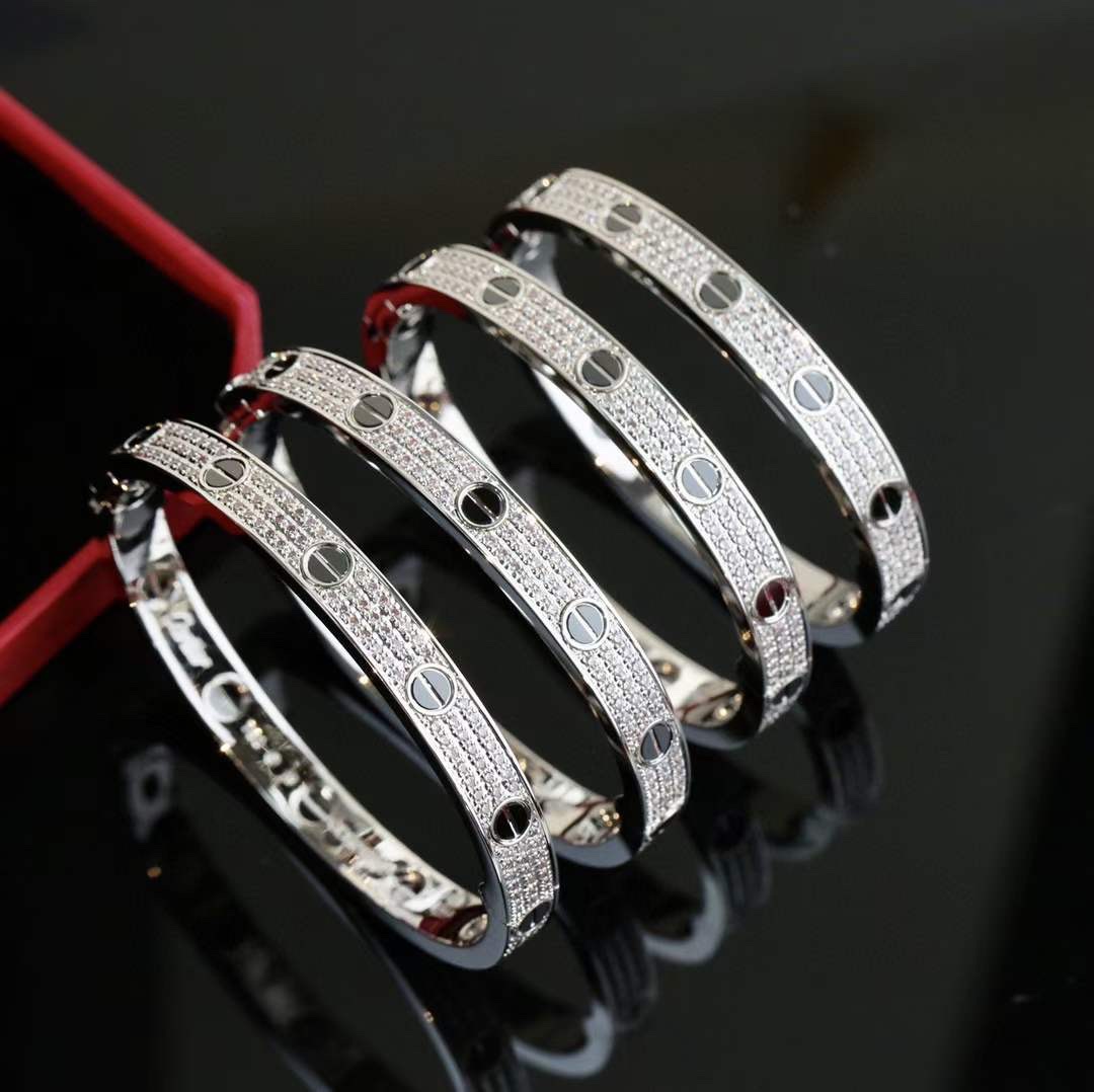 Cartier 卡地亚/Cartier 满星天黑钉手镯