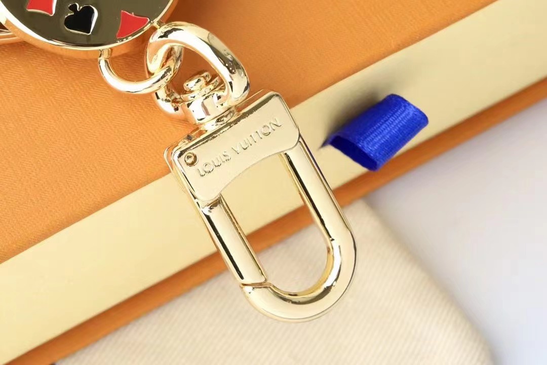 Back view of the sunflower keychain