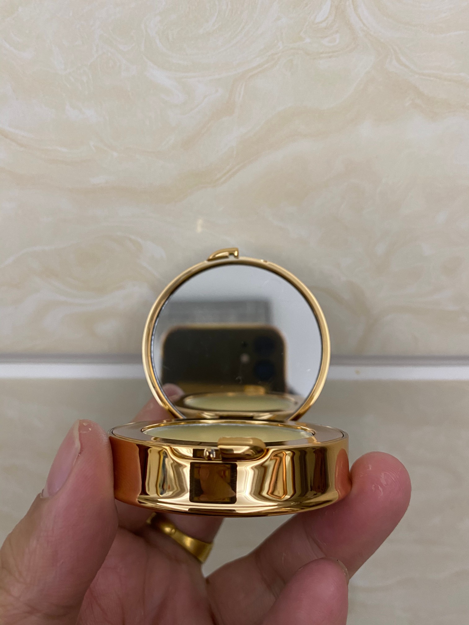 Gucci Baume Nourrissant Universel Multi-Use Hydrating & Nourishing Balm 7 a1668880614598 5523