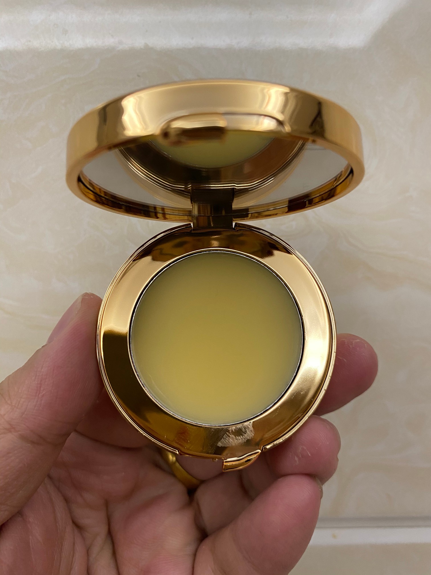 Gucci Baume Nourrissant Universel Multi-Use Hydrating & Nourishing Balm 9 a1668880615267 6668