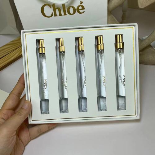 Chloe Atelier des Fleurs Perfume Set - Miniature Fragrance Collection 1 Chloe Atelier des Fleurs Perfume Set - Miniature Fragrance Collection