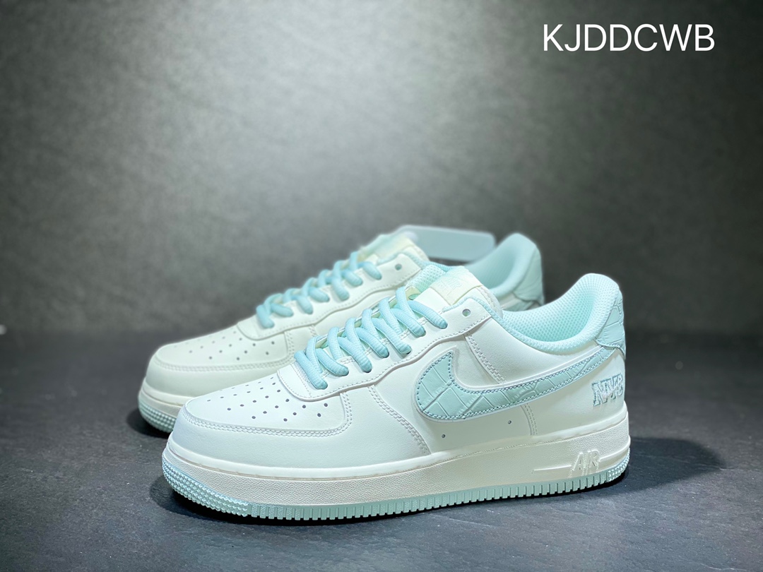 240 Nike Air Force 1 空军一号 PQ5636-226