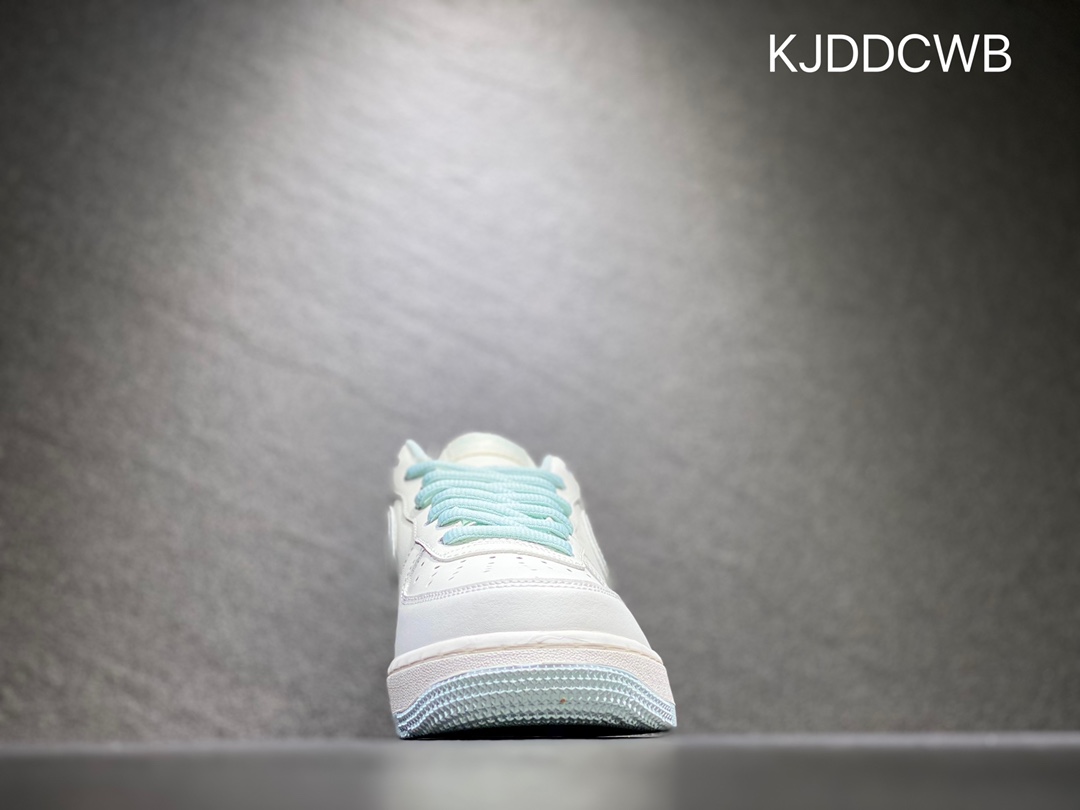 240 Nike Air Force 1 空军一号 PQ5636-226