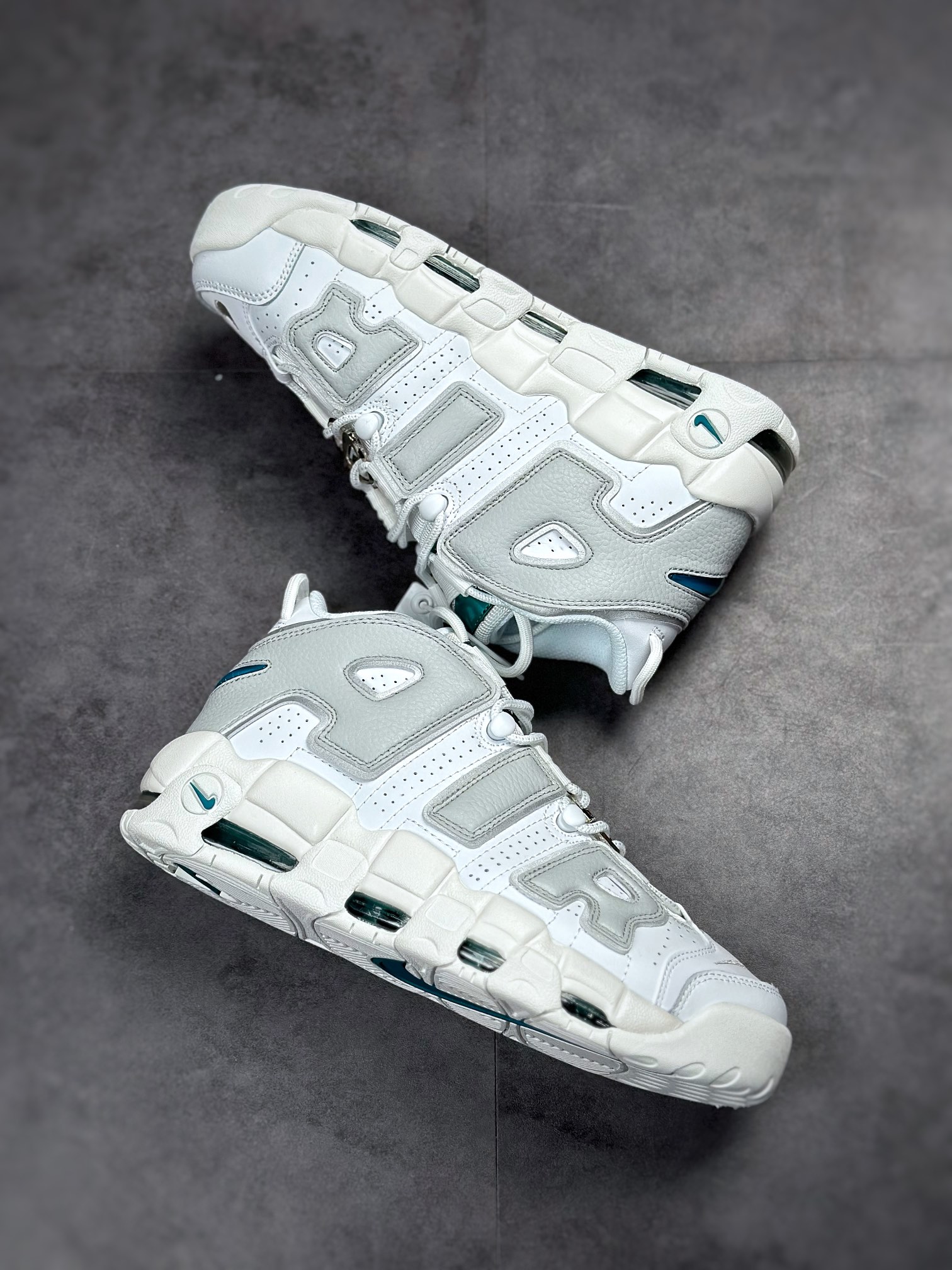 260 Air More Uptempo 纯原灰白蓝 代表着历史最高版本皮蓬 DR7854-100