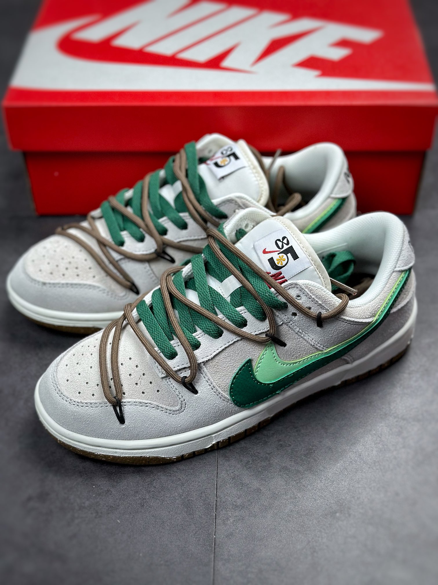 240 NIKE SB Dunk Low SE "85 双钩绑带 DO9457-100