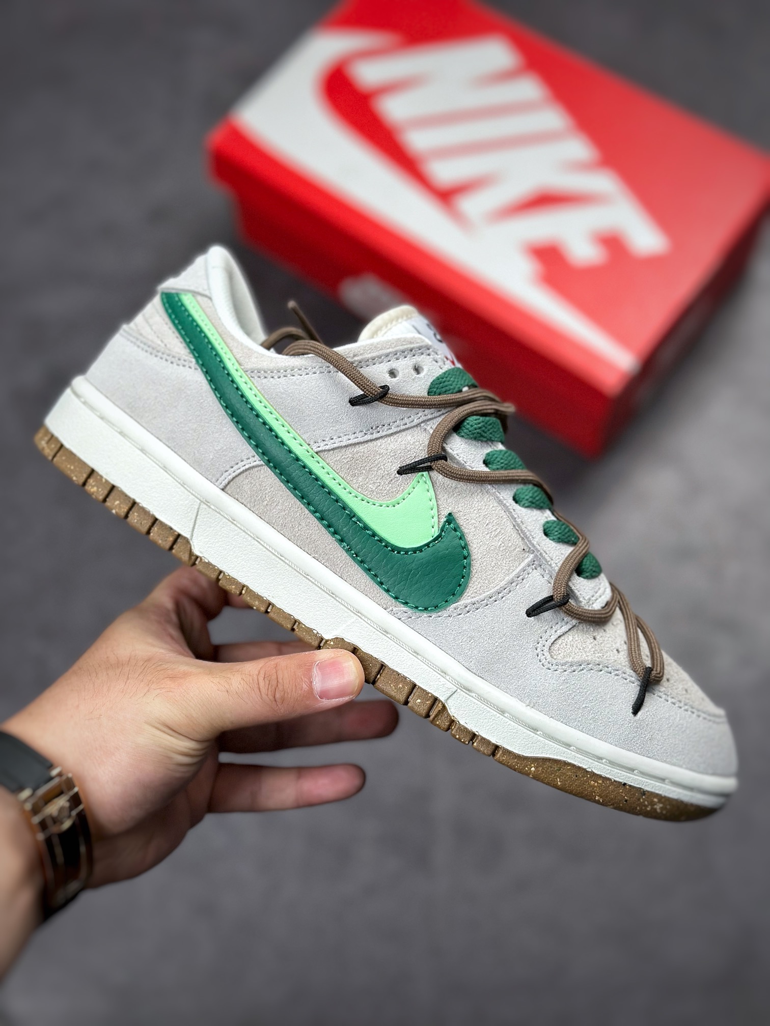 240 NIKE SB Dunk Low SE "85 双钩绑带 DO9457-100