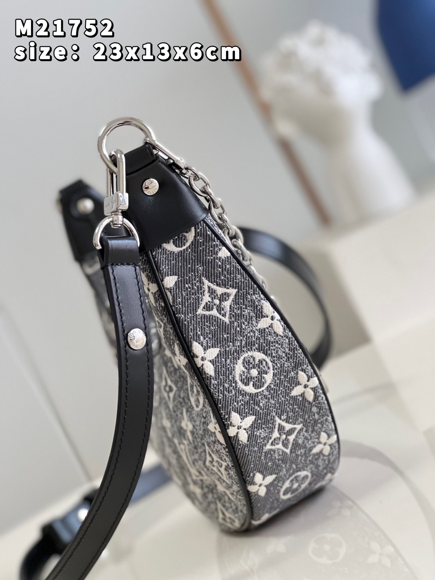 Louis Vuitton Haute Couture Classic Luxury Handbag Shoulder Crossbody 3