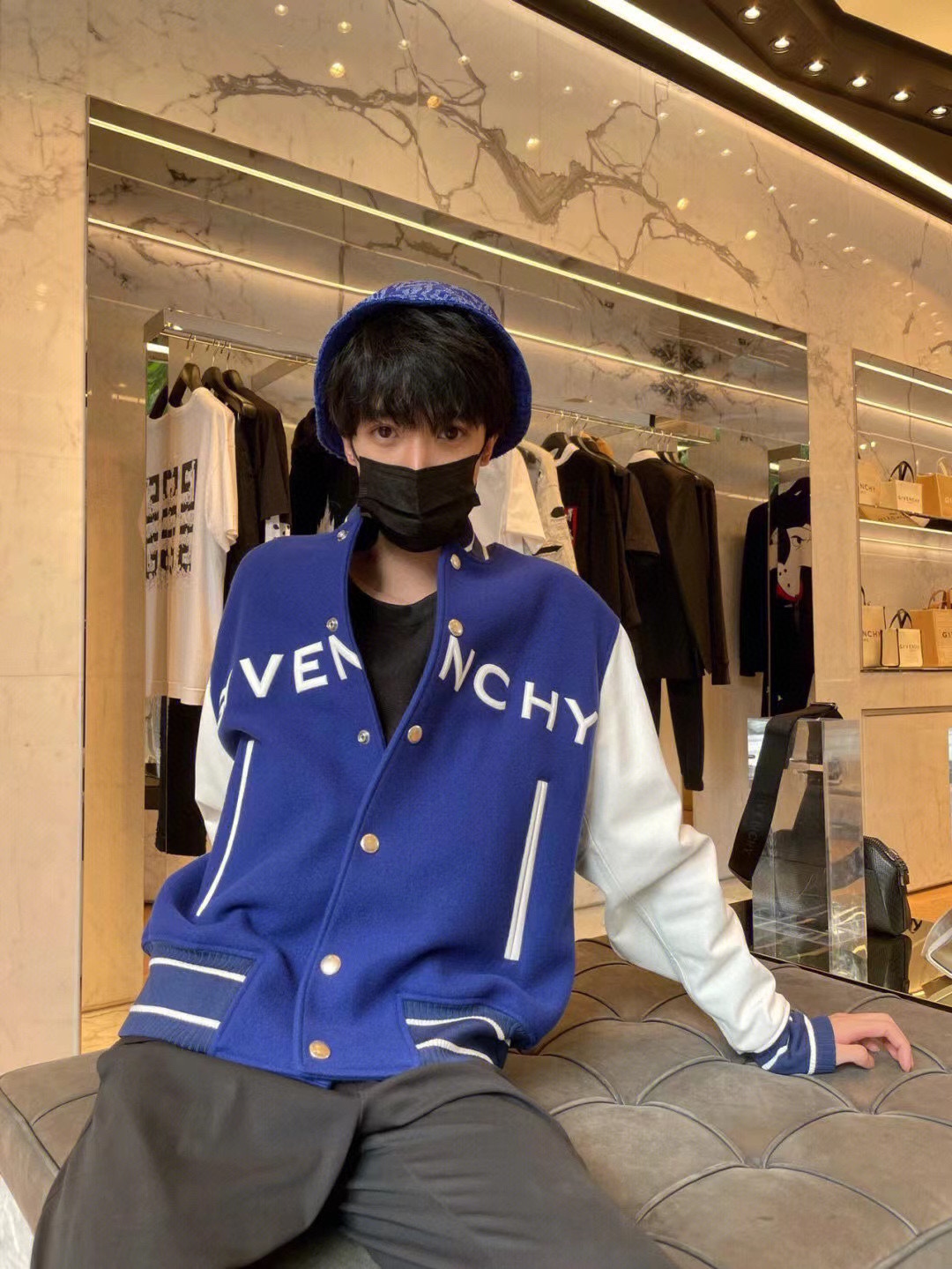 GIVENCHYGivenchy 22Fw embroidered letter logo leather sleeve splicing baseball