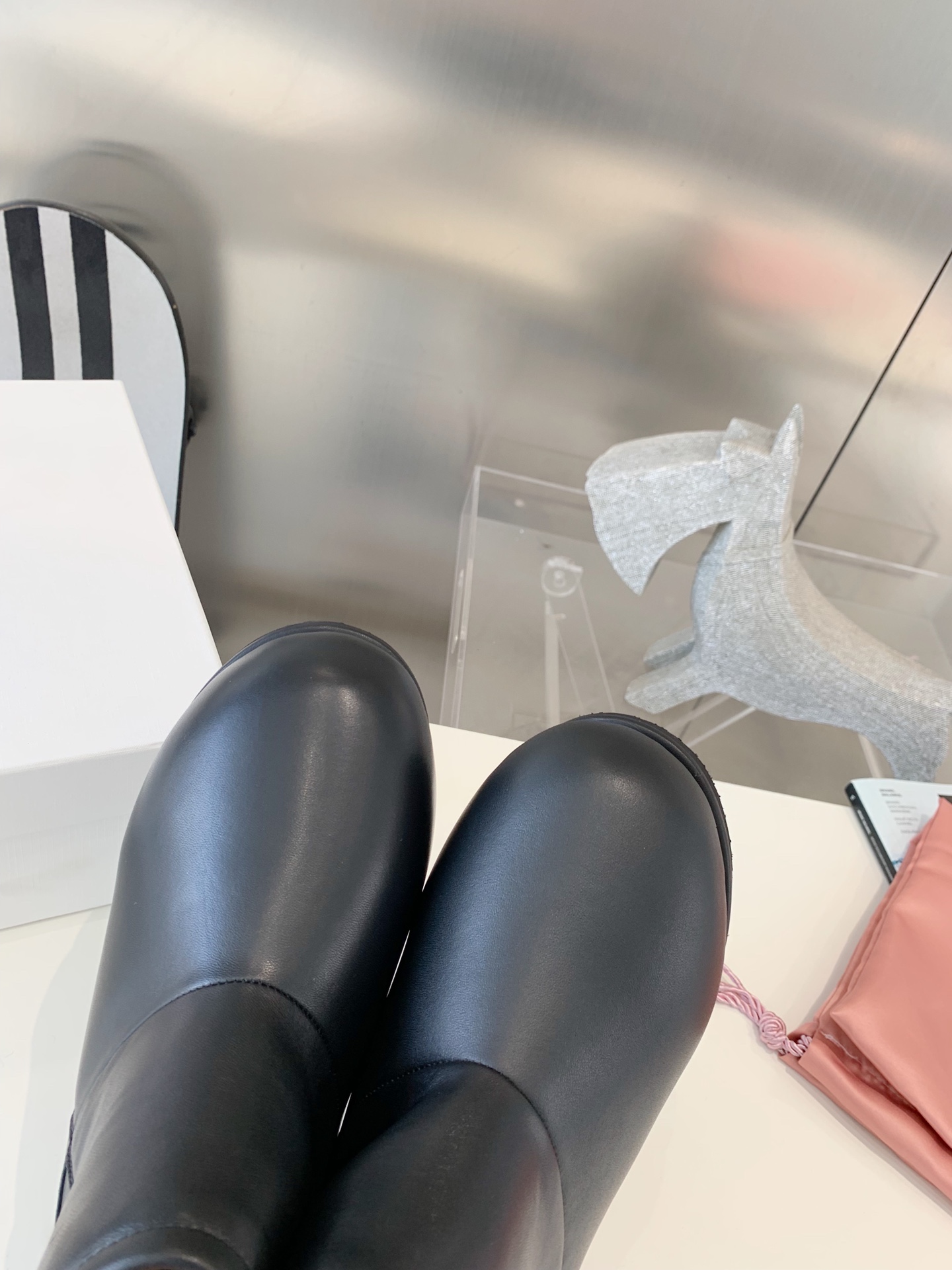 Amina Muaddi Snow Boots: Level 975 Substitute with Exclusive Power - 图片 6