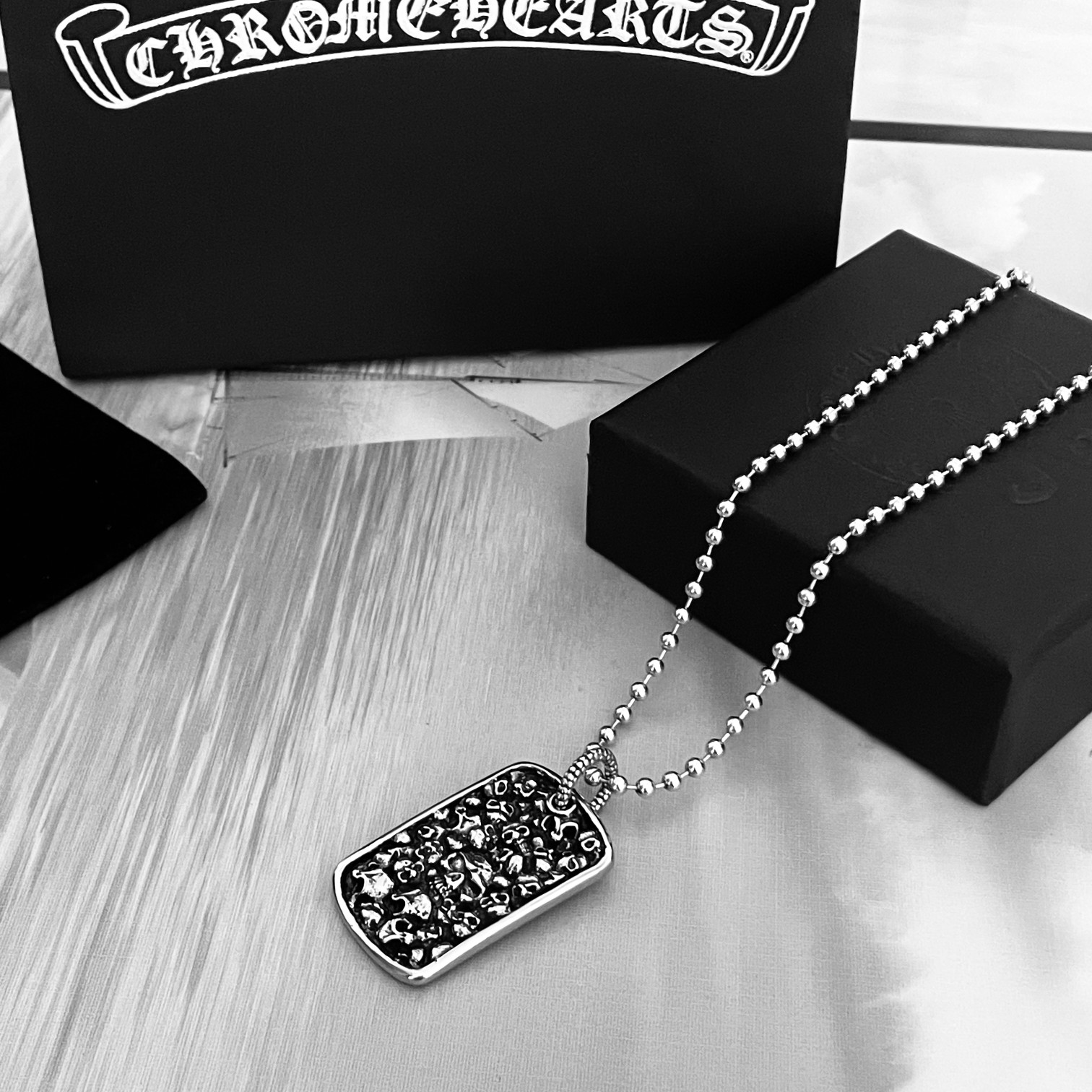 Wholesale Designer Shop
 Chrome Hearts Jewelry Necklaces & Pendants UK Sale
 Set With Diamonds Unisex Vintage