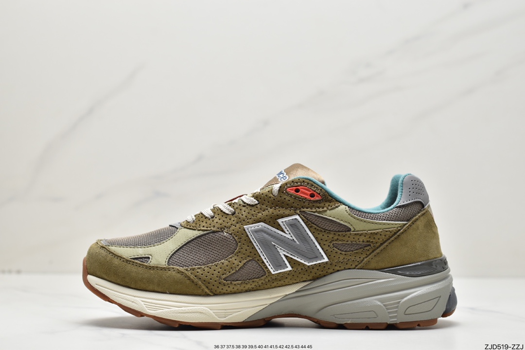 NB Made in USA M990V3 ”Here to Stay” three generations of low-top running shoes M990BD3