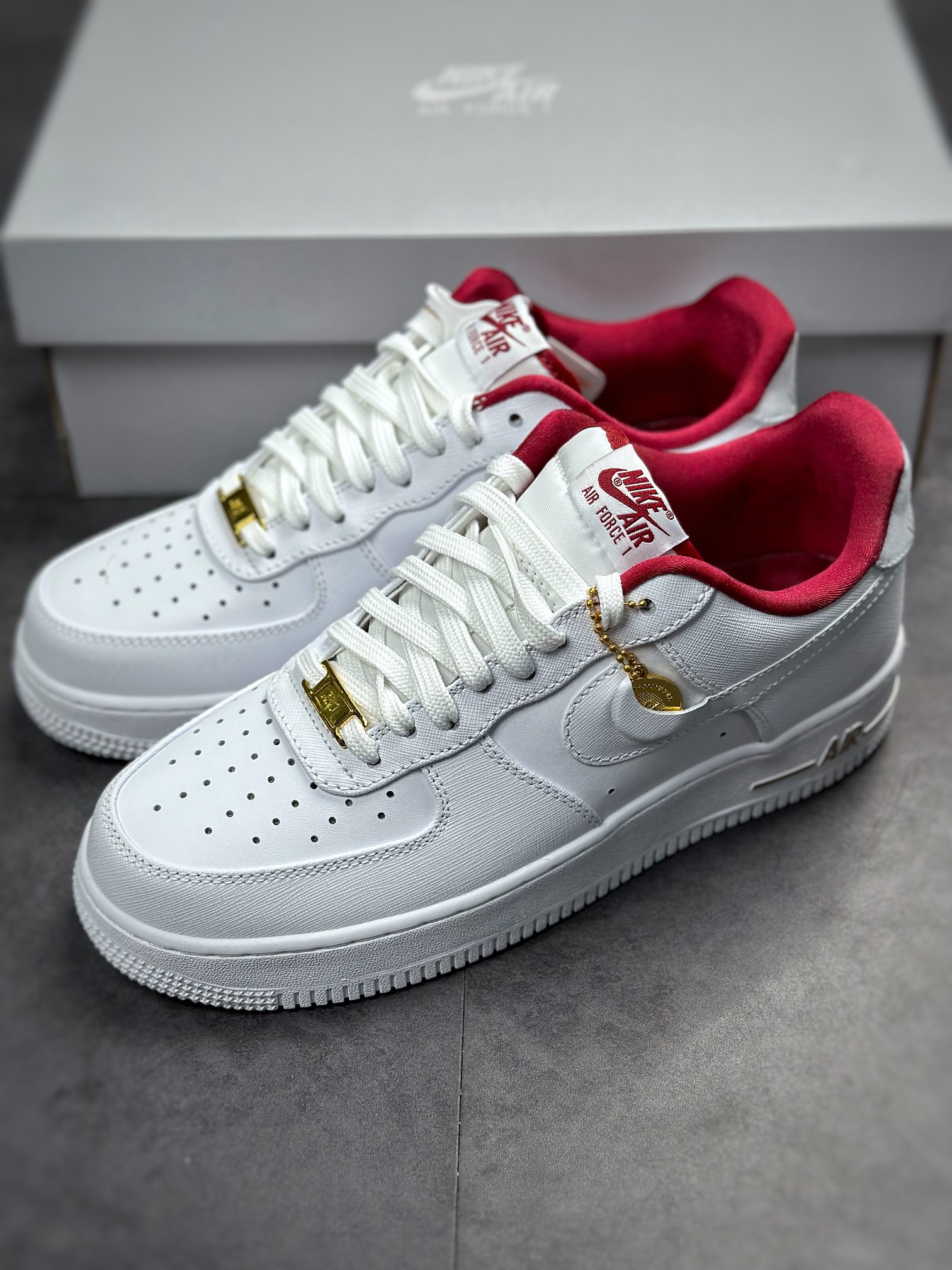 Nike Air Force 1 Low 07 White Wine Red Gold Coin DV7584-100-Top High Quatity Cheap Sneakers Fashion Clothing Clothes Bags handbags Shoes of all Brand wholesale With The best Quality And Beautiful Price from China Factory Chinese suppliers wholesaler seller Nike Air Force 1 Low 07 White Wine Red Gold Coin DV7584-100