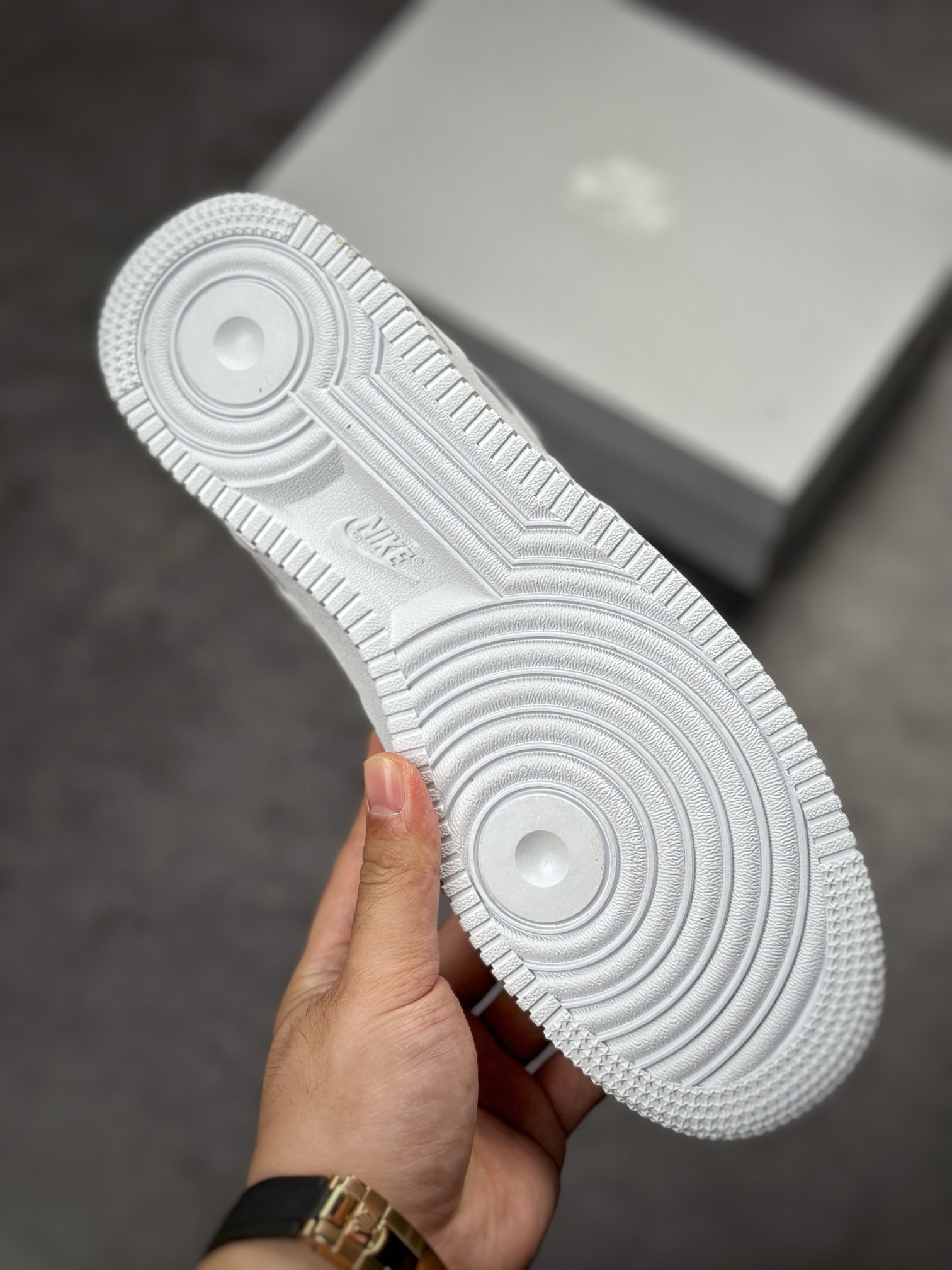 Nike Air Force 1 Low 07 White Wine Red Gold Coin DV7584-100-Top High Quatity Cheap Sneakers Fashion Clothing Clothes Bags handbags Shoes of all Brand wholesale With The best Quality And Beautiful Price from China Factory Chinese suppliers wholesaler seller Nike Air Force 1 Low 07 White Wine Red Gold Coin DV7584-100