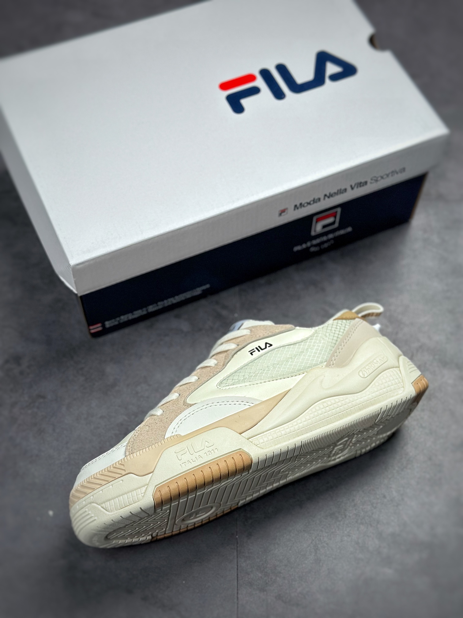 FILA Canestro Fashion Casual Retro Basketball Shoes Tmall Exclusively For Internet Celebrity Single Product Little Red Book Hot Style F12W241603FWA