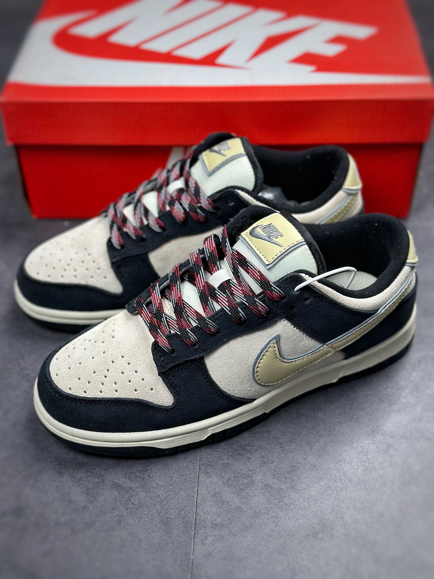 Nike SB Dunk Low suede gray black cost-effective ceiling DV3054-001