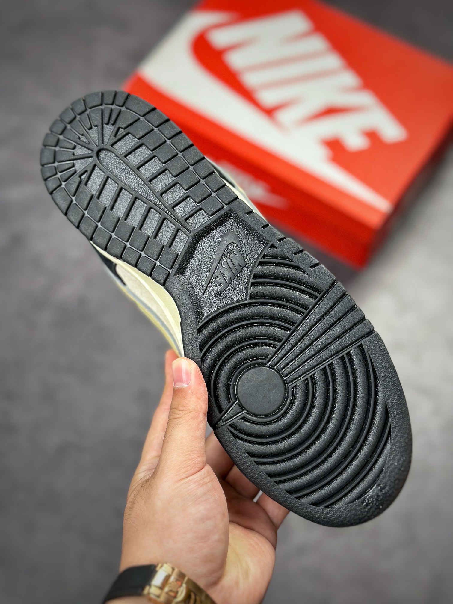 Nike SB Dunk Low suede gray black cost-effective ceiling DV3054-001