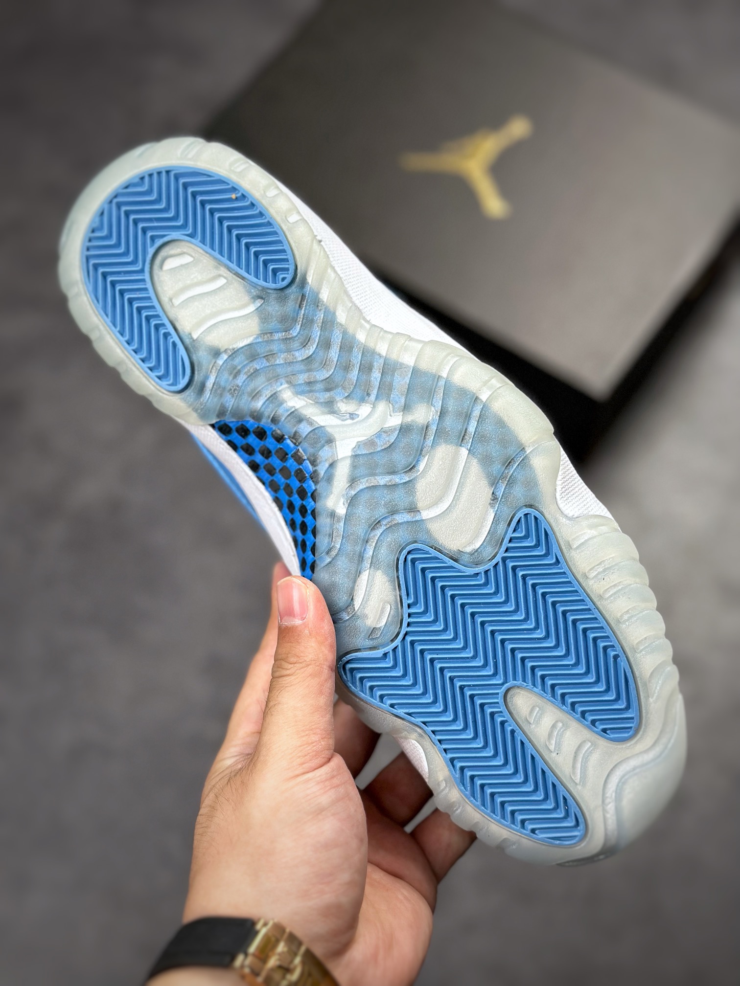Air Jordan 11 Low ”UNC” North Carolina Blue 528895-106-Top High Quatity Cheap Sneakers Fashion Clothing Clothes Bags handbags Shoes of all Brand wholesale With The best Quality And Beautiful Price from China Factory Chinese suppliers wholesaler seller Air Jordan 11 Low ”UNC” North Carolina Blue 528895-106