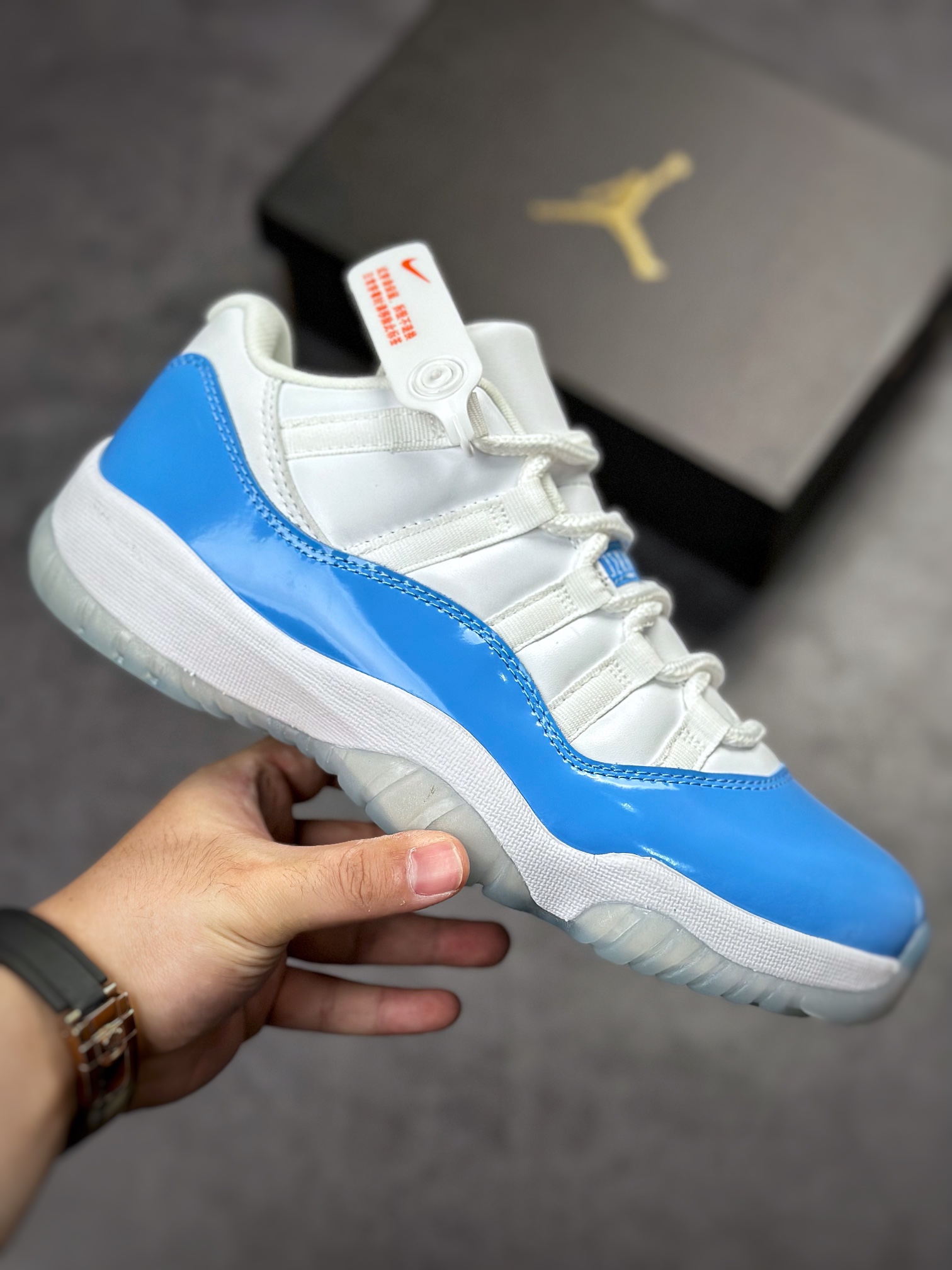Air Jordan 11 Low ”UNC” North Carolina Blue 528895-106-Top High Quatity Cheap Sneakers Fashion Clothing Clothes Bags handbags Shoes of all Brand wholesale With The best Quality And Beautiful Price from China Factory Chinese suppliers wholesaler seller Air Jordan 11 Low ”UNC” North Carolina Blue 528895-106