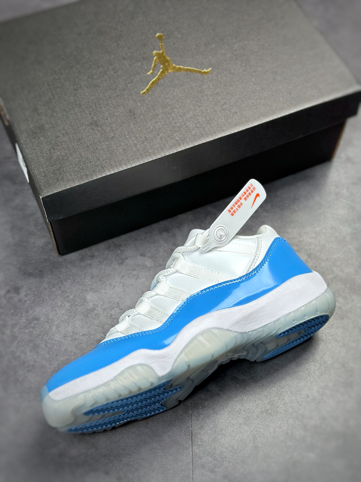 Air Jordan 11 Low ”UNC” North Carolina Blue 528895-106-Top High Quatity Cheap Sneakers Fashion Clothing Clothes Bags handbags Shoes of all Brand wholesale With The best Quality And Beautiful Price from China Factory Chinese suppliers wholesaler seller Air Jordan 11 Low ”UNC” North Carolina Blue 528895-106