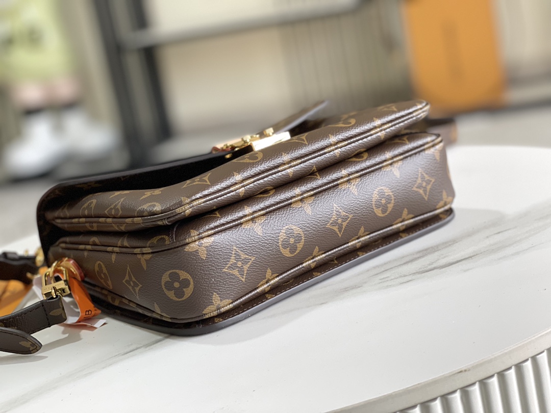 Louis Vuitton Haute Couture Classic Luxury Handbag Shoulder Crossbody 4