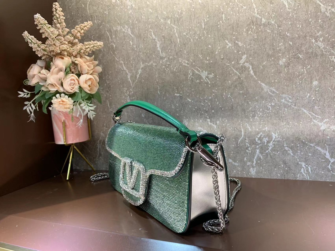 Valentino2025 early spring new version debuts in stock MINI LOC imitation cryst
