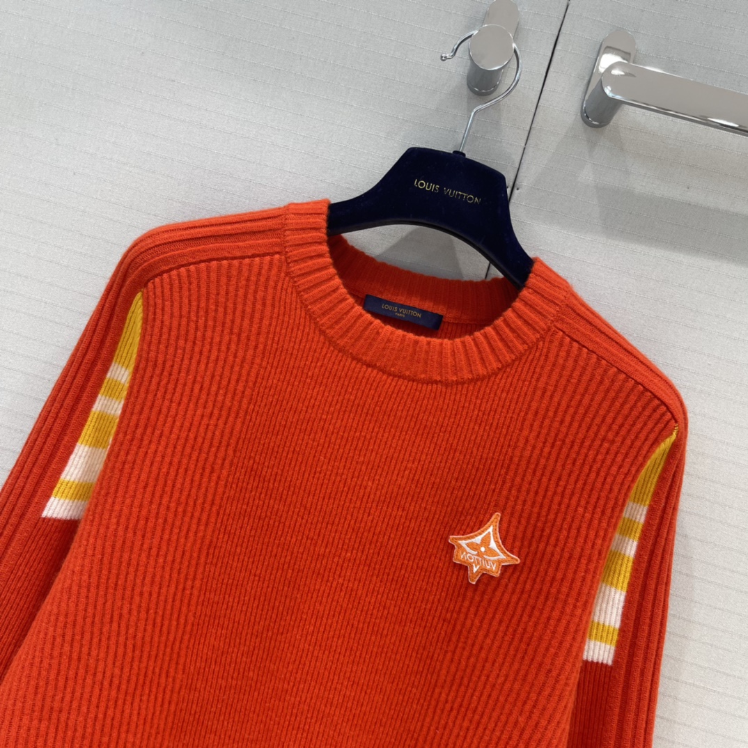 2022Louis Vui*ton23早春新品!SKi系列!进口100%羊绒圆领套头衫毛衣