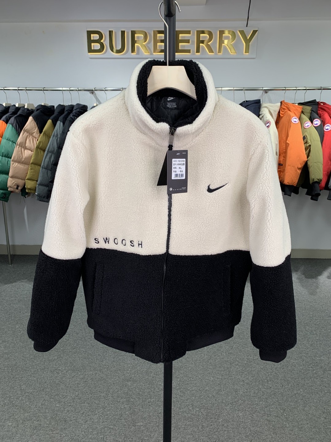 耐克 nike运动休闲加厚保暖情侣羊羔绒棉服