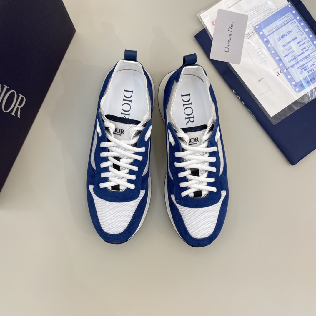 Precio de venta: P180 Marca: Dio* "Dio*" lowtop trainers Talla: 38-44 (se puede personalizar 45) Mat