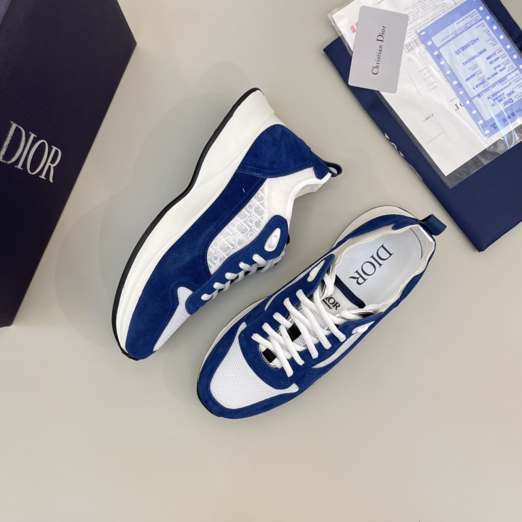 Precio de venta: P180 Marca: Dio* "Dio*" lowtop trainers Talla: 38-44 (se puede personalizar 45) Mat