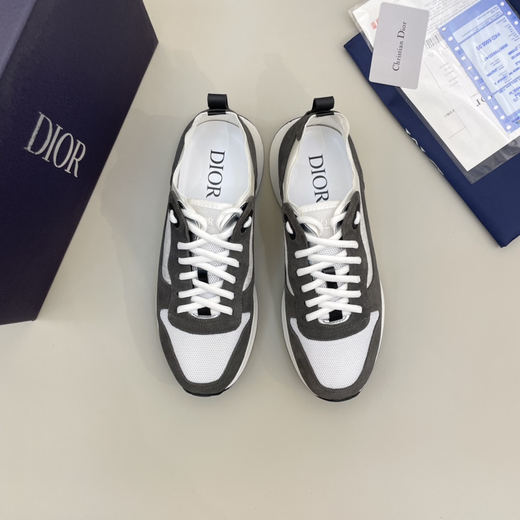 Precio de venta: P180 Marca: Dio* "Dio*" lowtop trainers Talla: 38-44 (se puede personalizar 45) Mat