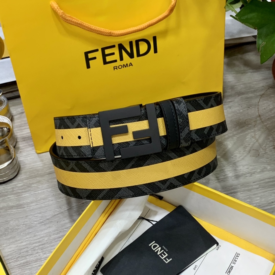 FENDI芬迪专柜同款宽4.0CM双环正反用腰带FF按钉搭扣黑色CuoioRomano皮革材质反面面料带