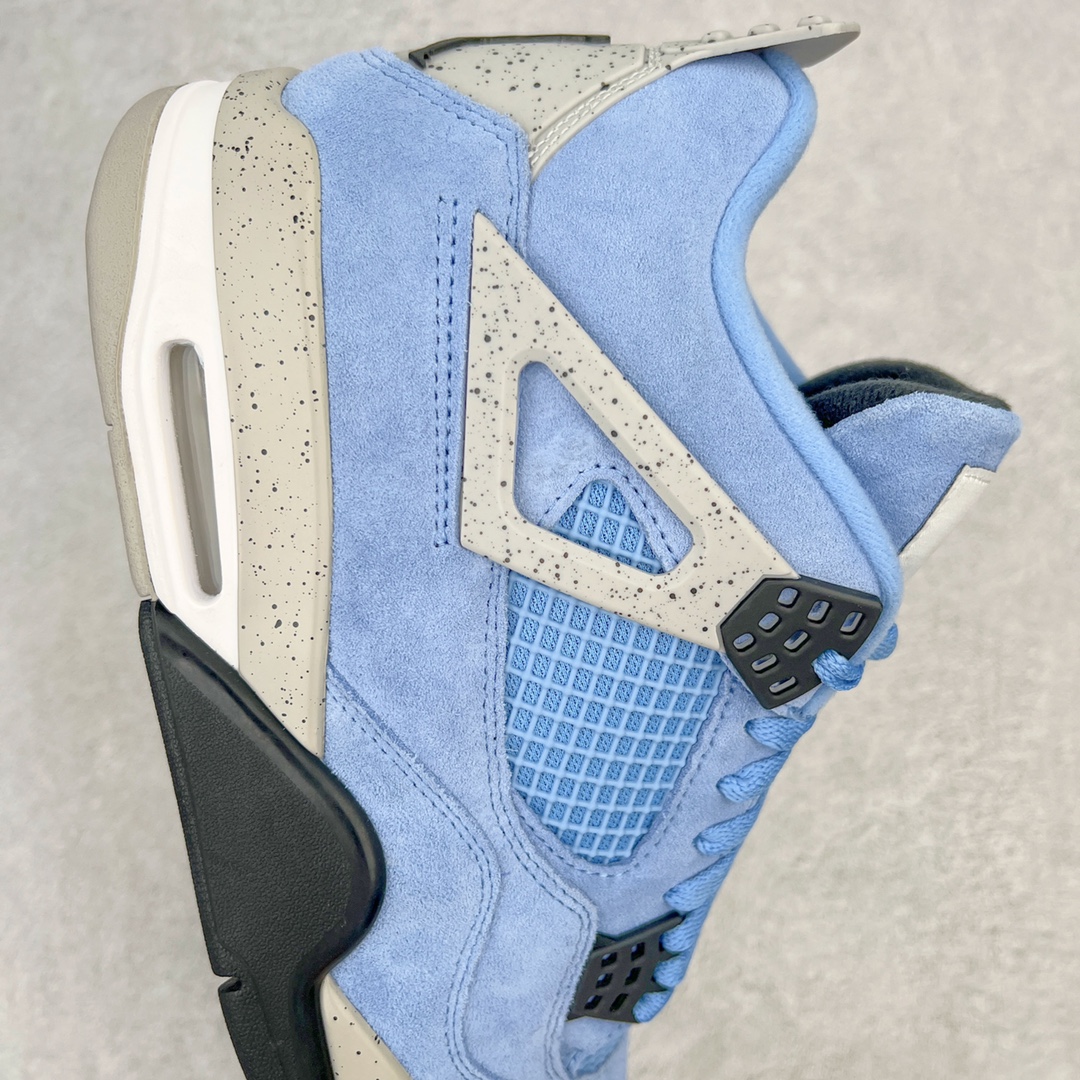 图片[6]-零售💰260 ＃KZ神版福利回馈‼Air Jordan AJ4 Retro SE \”University Blue\” 大学蓝 CT8527-400 独家外贸特供尺码含 45.5 49.5 50.5 国内外口碑最好最推荐的产品 市场中端王者 亲自操刀耗时半年巨作 全套原纸板楦头开发 确保原汁原味 完美呈现四代版型 一比一鞋头弧度高度鞋身弧度 此版本只针对中端市场 皮料材质有所更替 其他数据细节工艺流程均保持一致 绝不口嗨 细节品控鞋型随意秒杀市面3XX 4XX 原厂TPU网格鞋带扣 正确内里网布 菱角分明不变形无多余毛边 柔软性质感一致于原鞋 市场唯一原厂鞋扣模具 背面可见隐藏注塑口 原厂织唛标 原厂飞人电绣工艺 尾指中部跳三针 独家绑鞋带手法 印刷中底布 四线拉帮 米色美纹纸贴合固定 进口港宝加持 后跟自然饱满 全鞋荧光划线卡点 追求极致完美 每一双都是工艺品 多重QC质检 超越公司货的品控标准 实实在在的免检产品 尺码：40 40.5 41 42 42.5 43 44 44.5 45 45.5 46 47.5 48.5 49.5 50.5 编码：by2936060-运动鞋