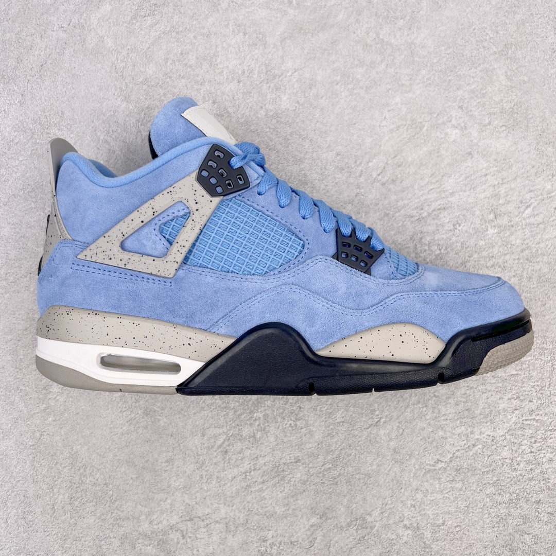 零售💰260 ＃KZ神版福利回馈‼Air Jordan AJ4 Retro SE \”University Blue\” 大学蓝 CT8527-400 独家外贸特供尺码含 45.5 49.5 50.5 国内外口碑最好最推荐的产品 市场中端王者 亲自操刀耗时半年巨作 全套原纸板楦头开发 确保原汁原味 完美呈现四代版型 一比一鞋头弧度高度鞋身弧度 此版本只针对中端市场 皮料材质有所更替 其他数据细节工艺流程均保持一致 绝不口嗨 细节品控鞋型随意秒杀市面3XX 4XX 原厂TPU网格鞋带扣 正确内里网布 菱角分明不变形无多余毛边 柔软性质感一致于原鞋 市场唯一原厂鞋扣模具 背面可见隐藏注塑口 原厂织唛标 原厂飞人电绣工艺 尾指中部跳三针 独家绑鞋带手法 印刷中底布 四线拉帮 米色美纹纸贴合固定 进口港宝加持 后跟自然饱满 全鞋荧光划线卡点 追求极致完美 每一双都是工艺品 多重QC质检 超越公司货的品控标准 实实在在的免检产品 尺码：40 40.5 41 42 42.5 43 44 44.5 45 45.5 46 47.5 48.5 49.5 50.5 编码：by2936060-运动鞋