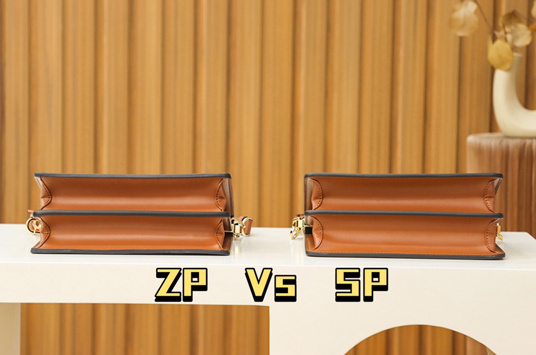 内部价 菱格变码SP免检 。 𝐃𝐀𝐔𝐏𝐇𝐈𝐍𝐄新版系列 #M45958#免检版 
▪️𝐙𝐏 𝐕𝐬 𝐒𝐏▪️
细品品质自带的说服力！