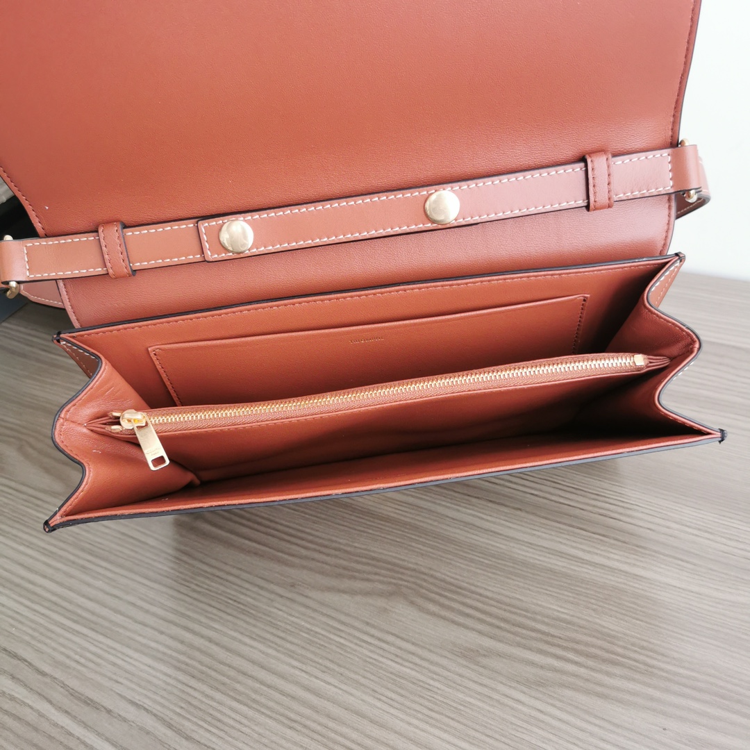 CELIN TRAPEZE TRIOMPHE 手袋包 6