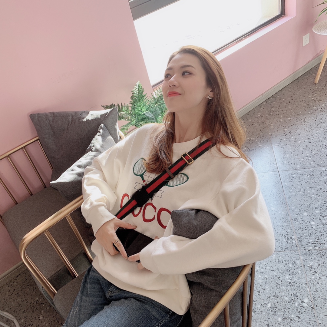 #上身实拍# GUCCI/古驰 网球拍超大造型刺绣圆领卫衣